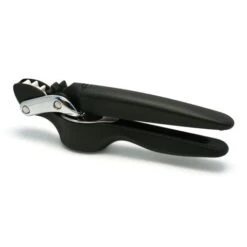 Chef'N - FreshForce Garlic Press
